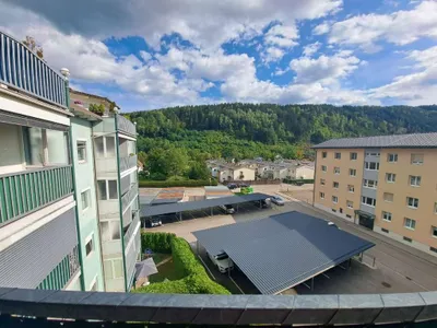 3-Zimmer-Wohnung mieten in Sankt Veit an der Glan – 105 m², € 950 – Bild 1 von 36