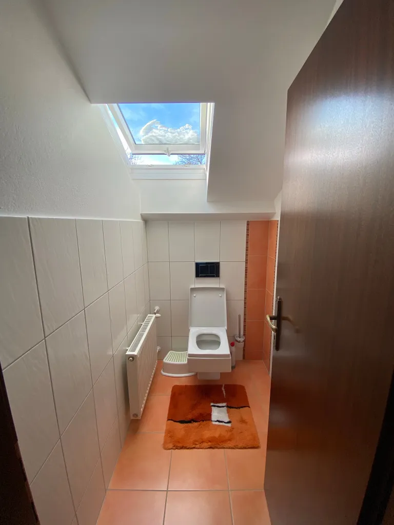 Großzügige und ruhige 4-Zimmer Hausetage in Hart bei Graz - Ansicht 3