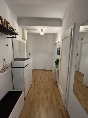 Voll möblierte & klimatisierte 3-Zimmer-Wohnung am Karmelitermarkt – Bild 3