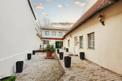 Gewerbeimmobilie mieten in Wien – 300 m², € 4.900 – Bild 5 von 13