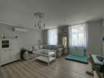 3-Zimmer-Haus kaufen in Baden – 84 m², € 240.000