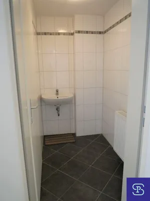 2-Zimmer-Gewerbeimmobilie mieten in Wien – 110 m², € 1.191 – Bild 12 von 14