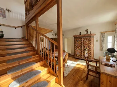 6-Zimmer-Haus kaufen in Hollabrunn – 210 m², € 210.000 – Bild 2 von 14