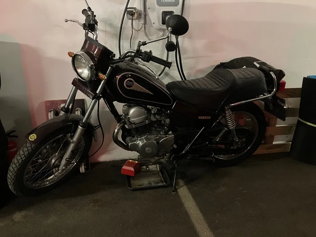 Yamaha SR