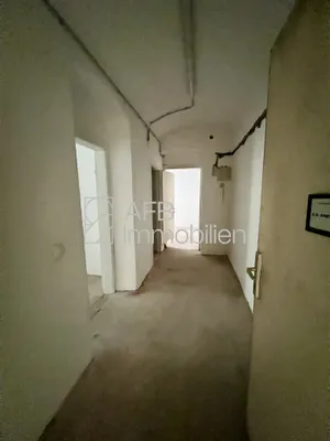 3-Zimmer-Gewerbeimmobilie mieten in Graz – 50 m², € 5 – Bild 2 von 9