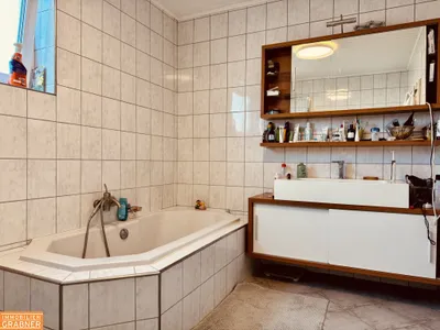 9-Zimmer-Wohnung kaufen in Gmunden – 184,46 m², € 695.000 – Bild 18 von 32