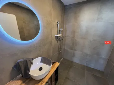Gewerbeimmobilie mieten in Urfahr-Umgebung – 1 090 m², € 15.000 – Bild 8 von 11