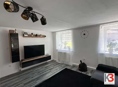 8-Zimmer-Gewerbeimmobilie kaufen in Braunau am Inn – 261 m², € 360.000 – Bild 2 von 23
