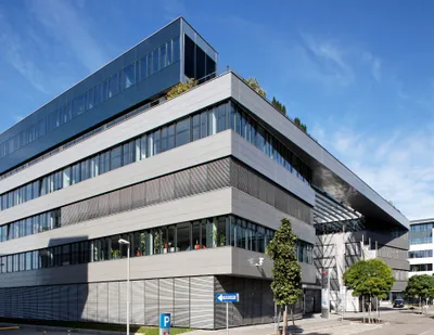 Gewerbeimmobilie mieten in Wien – 378 m², € 17