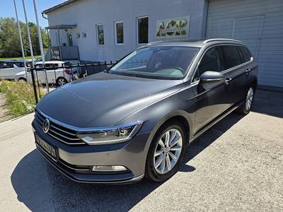 VW Passat Variant Highline 2,0 TDI SCR DSG *VOLLAU...