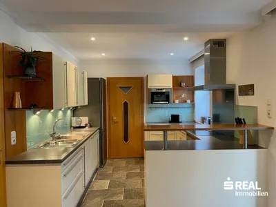 Haus kaufen in Ried im Innkreis – 208 m², € 549.000 – Bild 2 von 15