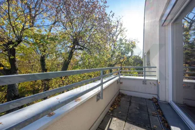 Wohnen mit Parkblick: Großzügige 4-Zimmer-Wohnung mit Süd-Balkon in Döbling – Bild 3