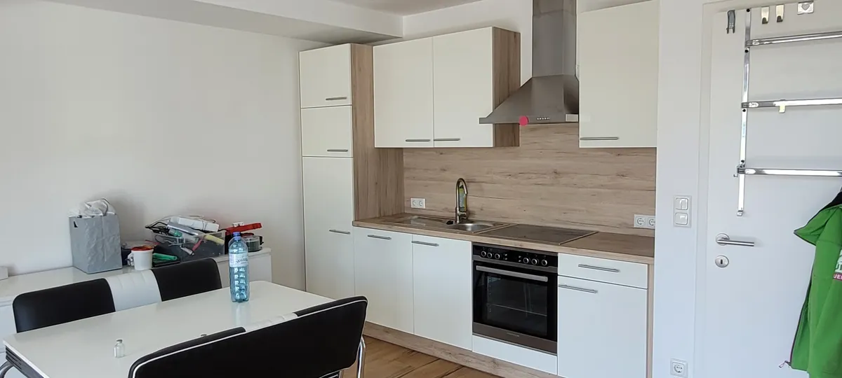 2-Zimmer Wohnung, 40 m², zentrumsnahe, mit 12 m² Terrasse, Küche - Ansicht 3