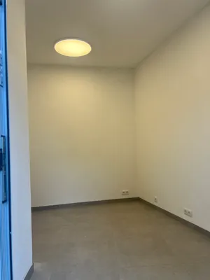 1-Zimmer-Gewerbeimmobilie mieten in Salzburg Stadt – 10 m², € 460 – Bild 4 von 9