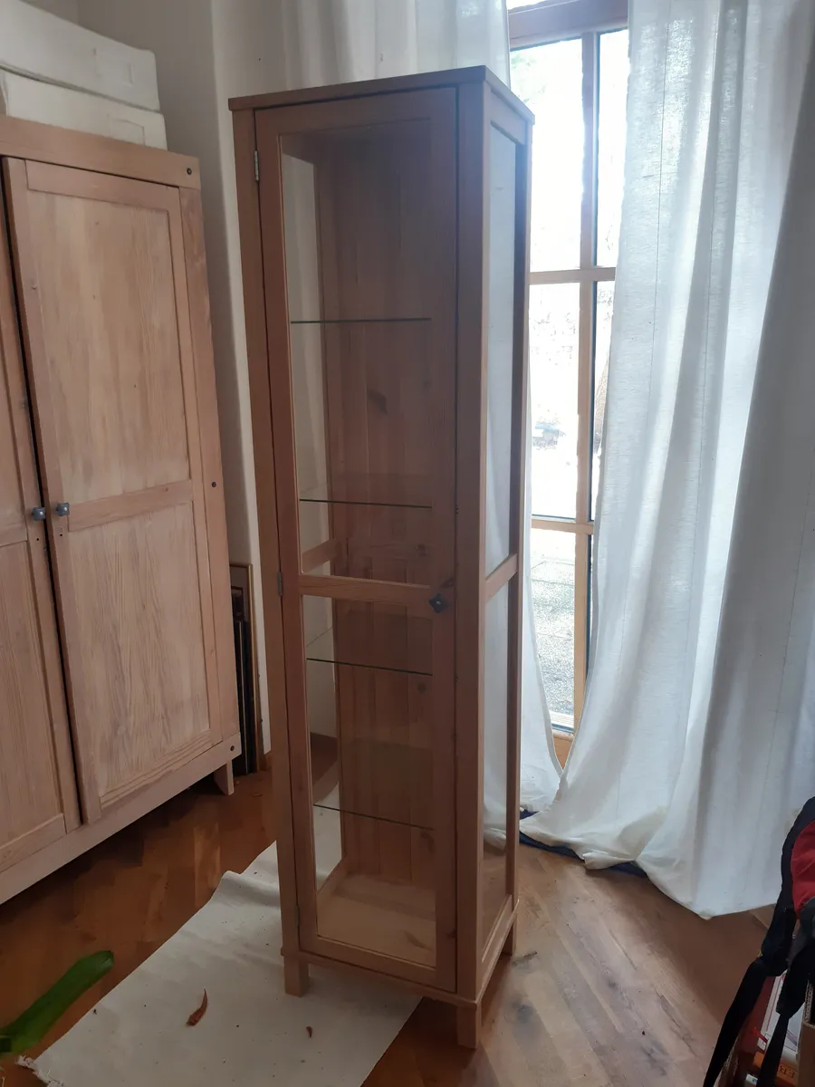 Glasvitrine IKEA wie NEU!, € 55,- (2514 Möllersdorf)