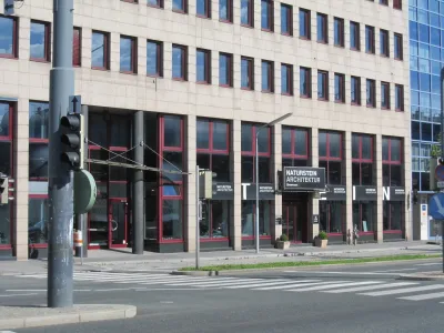 6-Zimmer-Gewerbeimmobilie mieten in Wien – 227 m², € 3.121 – Bild 2 von 5