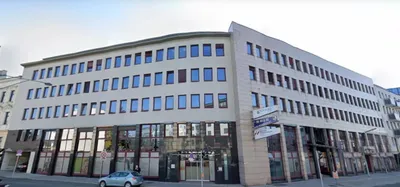 6-Zimmer-Gewerbeimmobilie mieten in Wien – 227 m², € 3.121