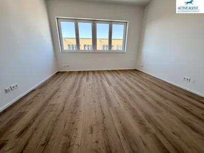 Gewerbeimmobilie mieten in Baden – 180 m², € 2.269 – Bild 8 von 15