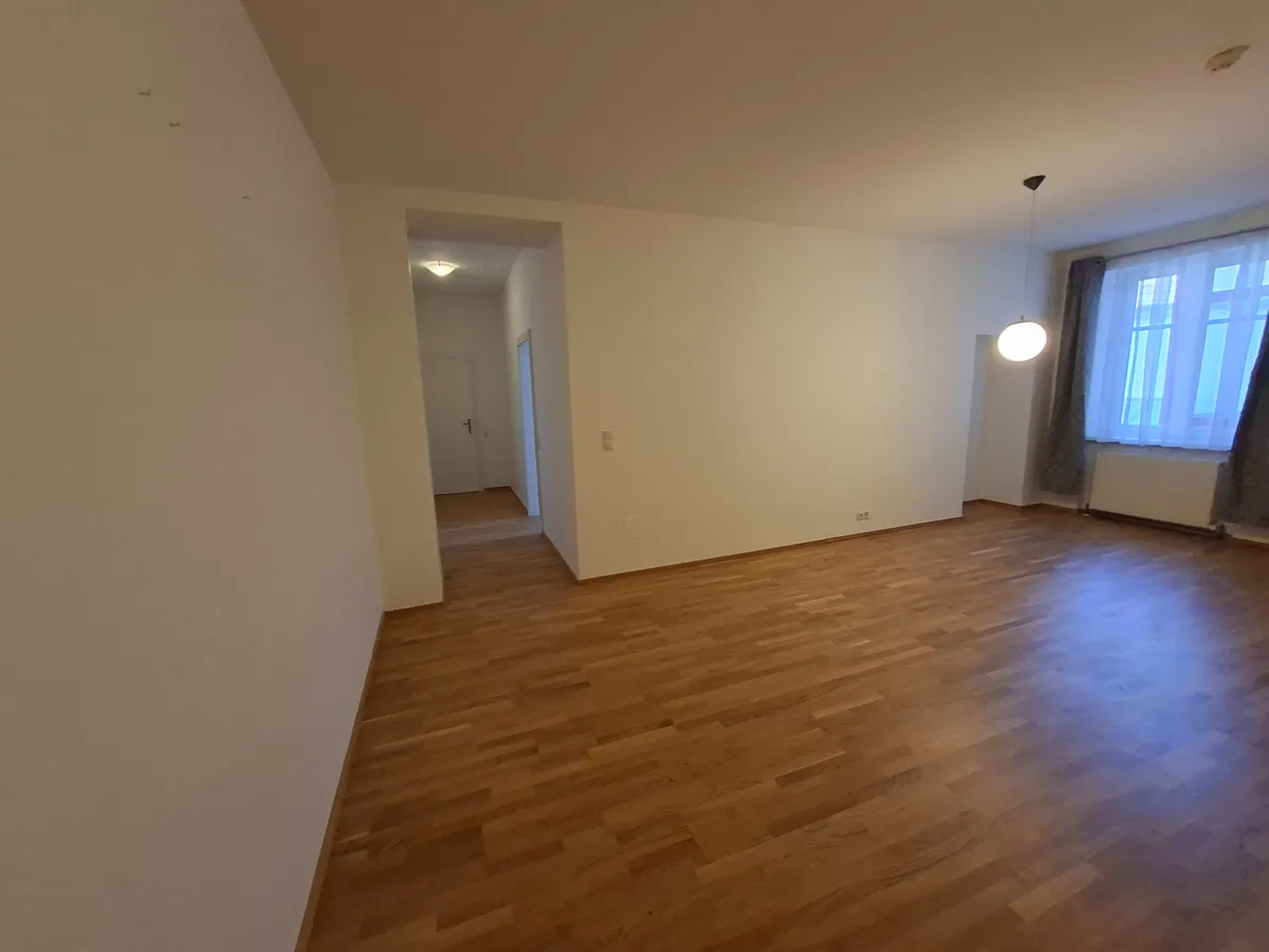 *Neuwertige Stadtwohnung mit Lift und Tiefgarage - samt Küche – pohled 2