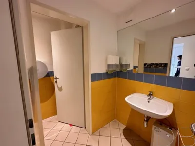 2-Zimmer-Gewerbeimmobilie mieten in Wien – 135 m², € 1.108 – Bild 5 von 6