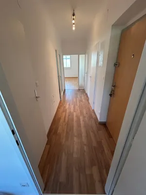 2-Zimmer-Wohnung kaufen in Baden – 54 m², € 229.000 – Bild 4 von 22