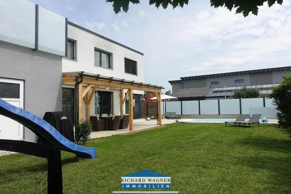 Wohnhausneubau Niedrigstenergiehaus in Aschach an der Steyr - Widok 2