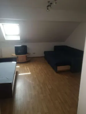 2-Zimmer-Wohnung mieten in Amstetten – 60 m², € 400 – Bild 2 von 5