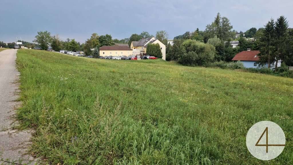 MB Mischbaugebiet Thalheim bei Wels neben der B138 - Ansicht 2