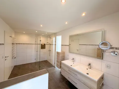 9-Zimmer-Gewerbeimmobilie kaufen in Linz Land – 374 m², € 1.350.000 – Bild 16 von 21