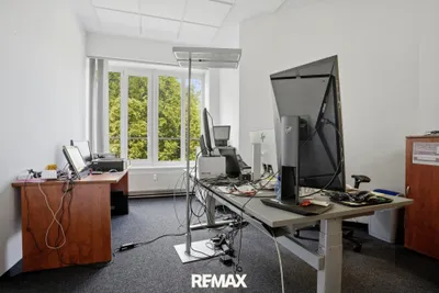 8-Zimmer-Gewerbeimmobilie kaufen in Linz – 273 m², € 449.000 – Bild 4 von 8