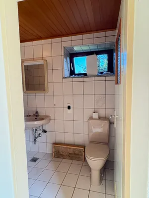 3-Zimmer-Haus mieten in Neunkirchen – 60 m², € 890 – Bild 12 von 13