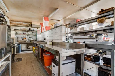 Gewerbeimmobilie kaufen in Krems Land – 1 034 m², € 449.000 – Bild 18 von 56