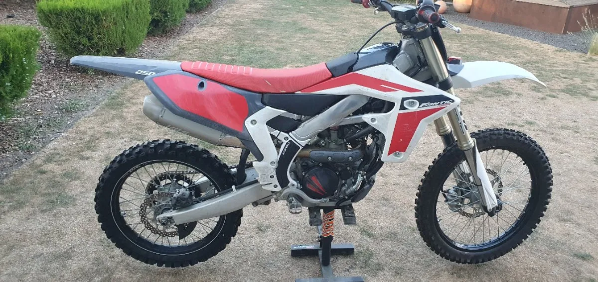 Fantic 250