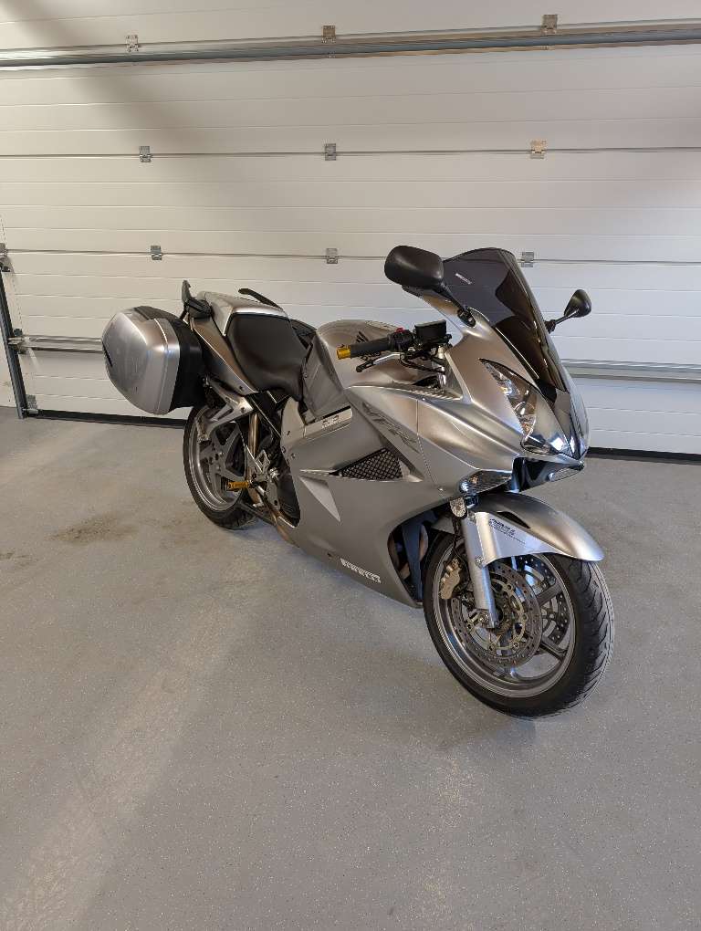 Honda VFR 800 RC46 VTEC Tourer