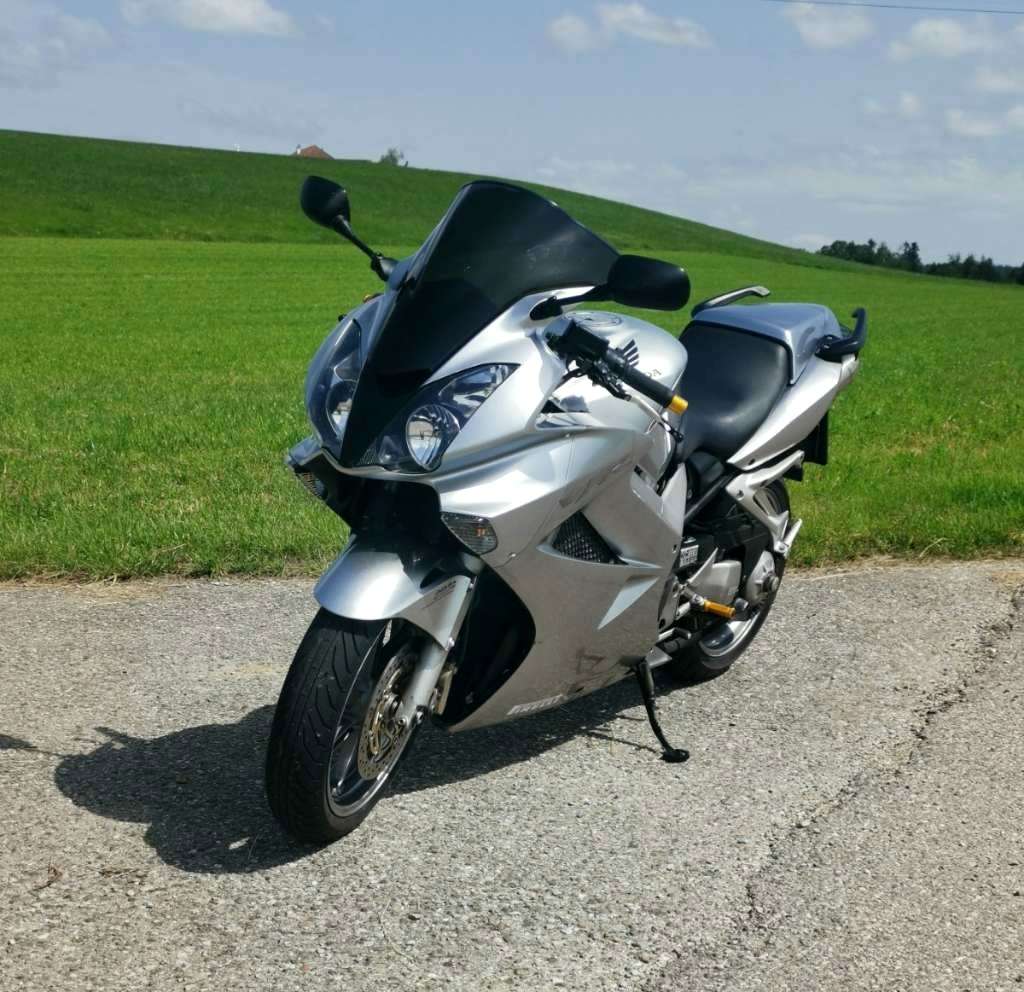 Honda VFR 800 RC46 VTEC Tourer