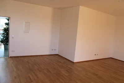 1-Zimmer-Gewerbeimmobilie mieten in Hartberg-Fürstenfeld – 39 m², € 736 – Bild 2 von 13