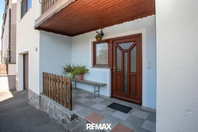 6-Zimmer-Haus kaufen in Krems Land – 170 m², € 345.000 – Bild 2 von 39
