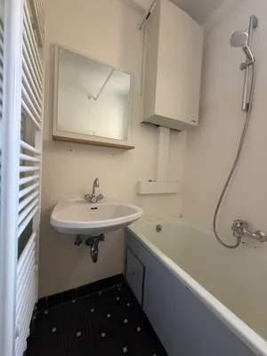 2-Zimmer-Wohnung mieten in Linz – 47 m², € 700 – Bild 7 von 8