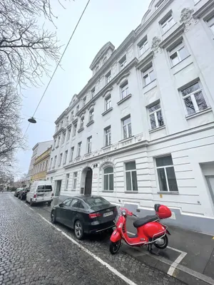 8-Zimmer-Gewerbeimmobilie kaufen in Wien – 291 m², € 199.000 – Bild 3 von 18
