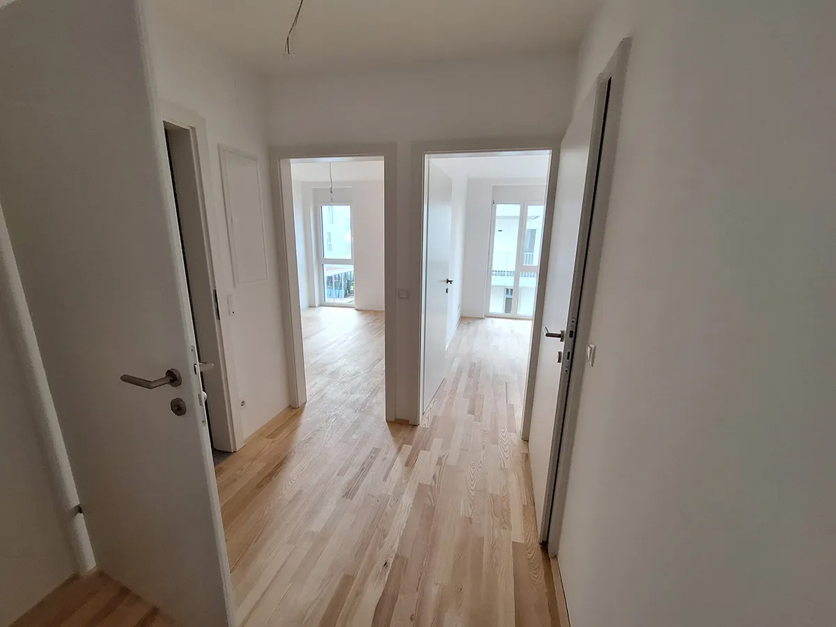 Sofort verfügbare Neubauwohnung in Feldkirchen! 3-Zimmer-Wohnung mit Balkon! - Widok 3