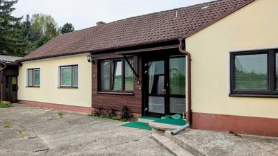 5-Zimmer-Haus kaufen in Mistelbach – 130 m², € 242.000 – Bild 1 von 11