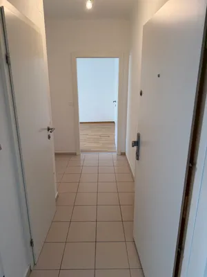 TOP 1/3 Bezaubernde 2-Zimmer-Wohnung im Herzen von Floridsdorf – Bild 2
