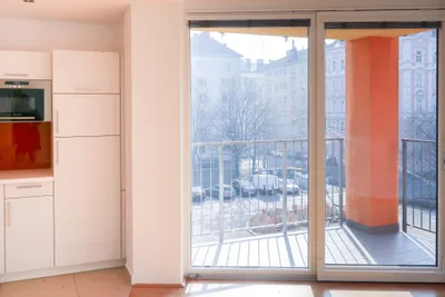 Moderne 3-Zimmer-Wohnung mit Balkon nähe Augarten - AB MITTE SEPTEMBER – Bild 2