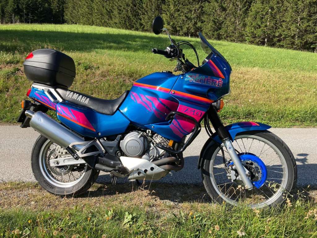 Yamaha XTZ Yamaha XTZ 750 Supertenere Enduro