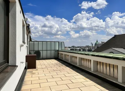 NÄHE STAATSOPER- ruhig gelegene 3 Zimmer Wohnung mit 40m² Terrasse im Dachgeschoss (9. Etage)! – Bild 3