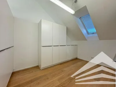 5-Zimmer-Wohnung mieten in Linz Land – 211,5 m², € 2.575 – Bild 11 von 19