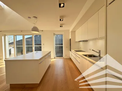 5-Zimmer-Wohnung mieten in Linz Land – 211,5 m², € 2.575 – Bild 3 von 19