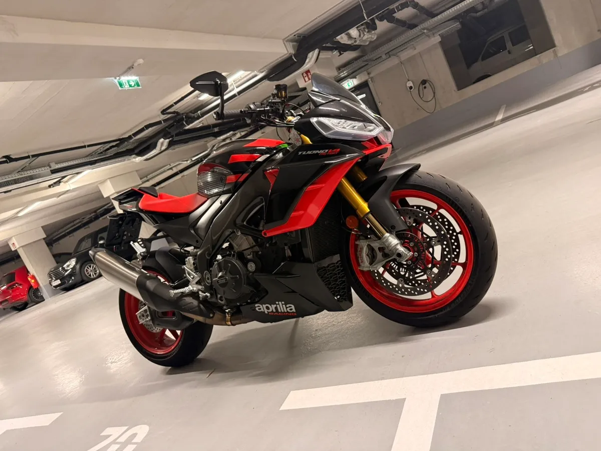Aprilia Tuono