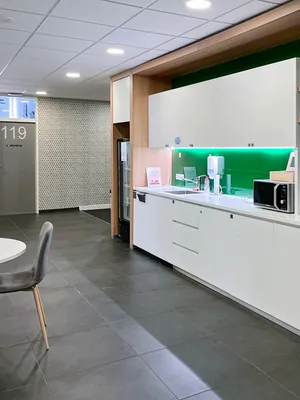 Gewerbeimmobilie mieten in Wien – 2 200 m² – Bild 9 von 9
