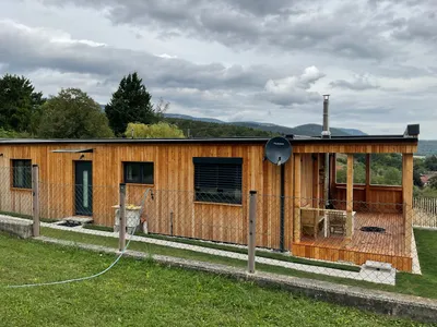 2-Zimmer-Haus mieten in Neunkirchen – 80 m², € 850 – Bild 2 von 4
